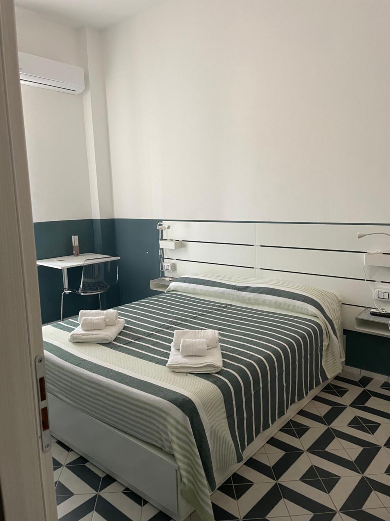 Donna Maria Hotel Сапри Екстериор снимка