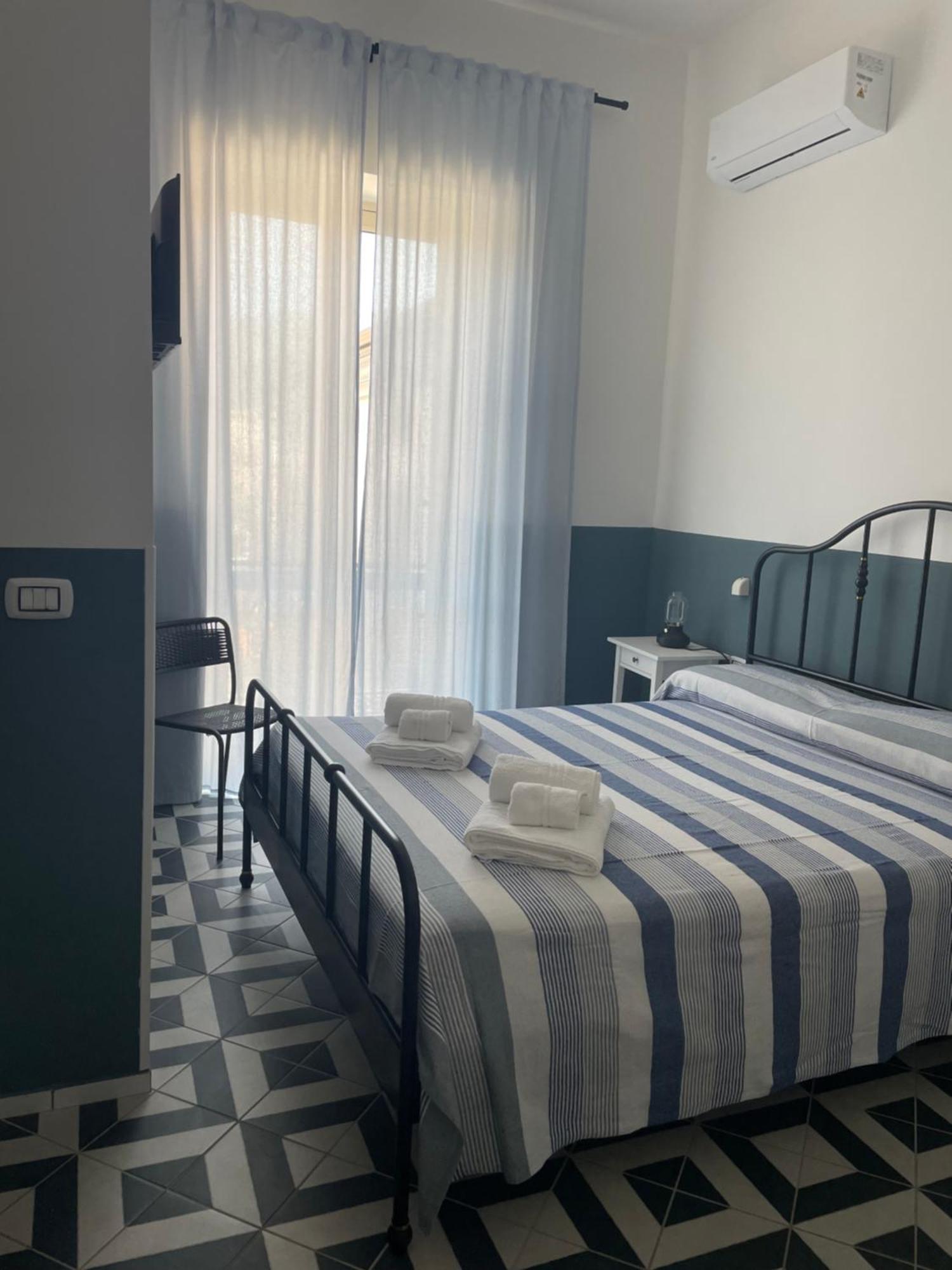 Donna Maria Hotel Сапри Екстериор снимка