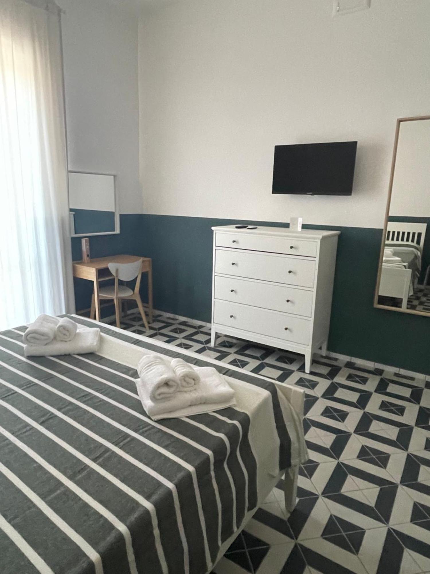 Donna Maria Hotel Сапри Екстериор снимка